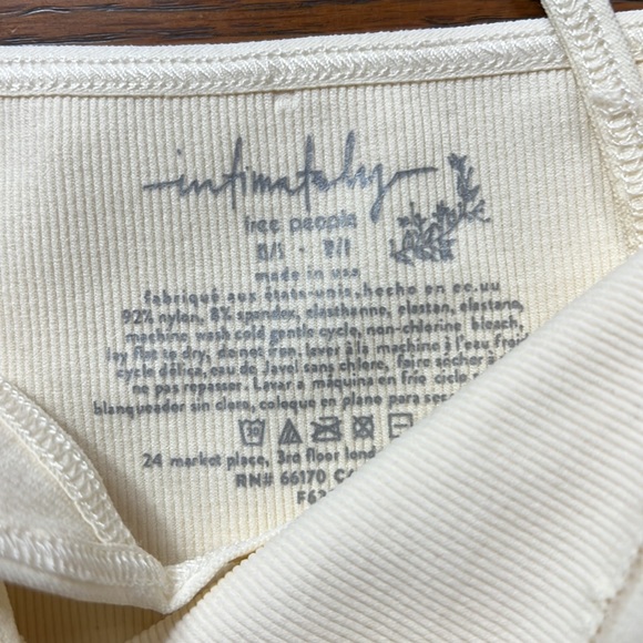 Ali Low-Back Seamless Bra - Picture 14 of 15